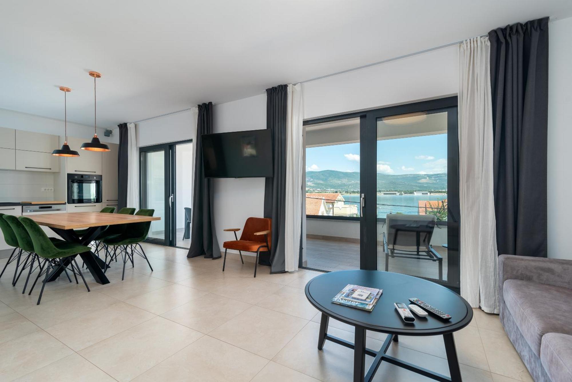 Maca Apartments & Suites Trogir Exterior foto
