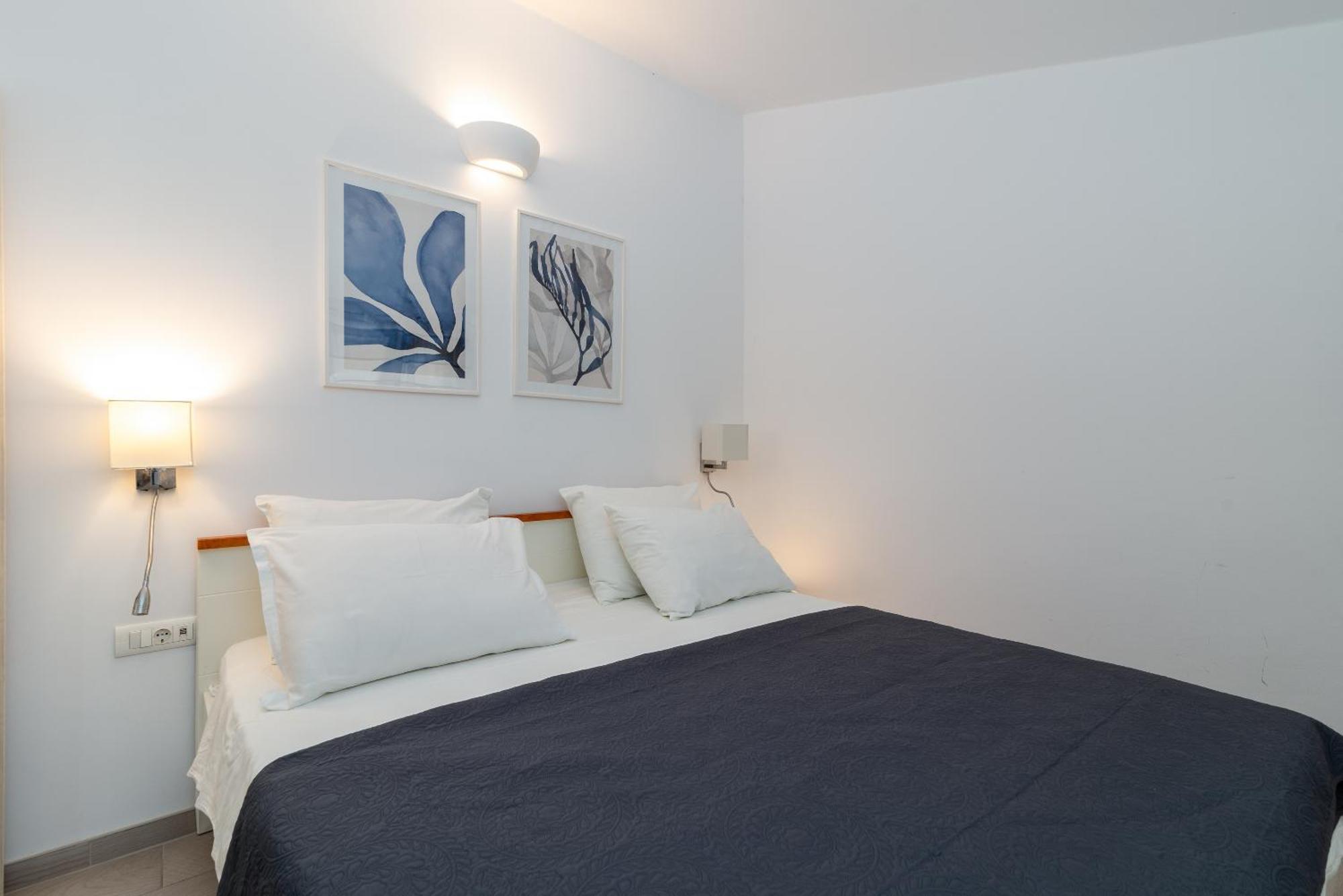 Maca Apartments & Suites Trogir Exterior foto