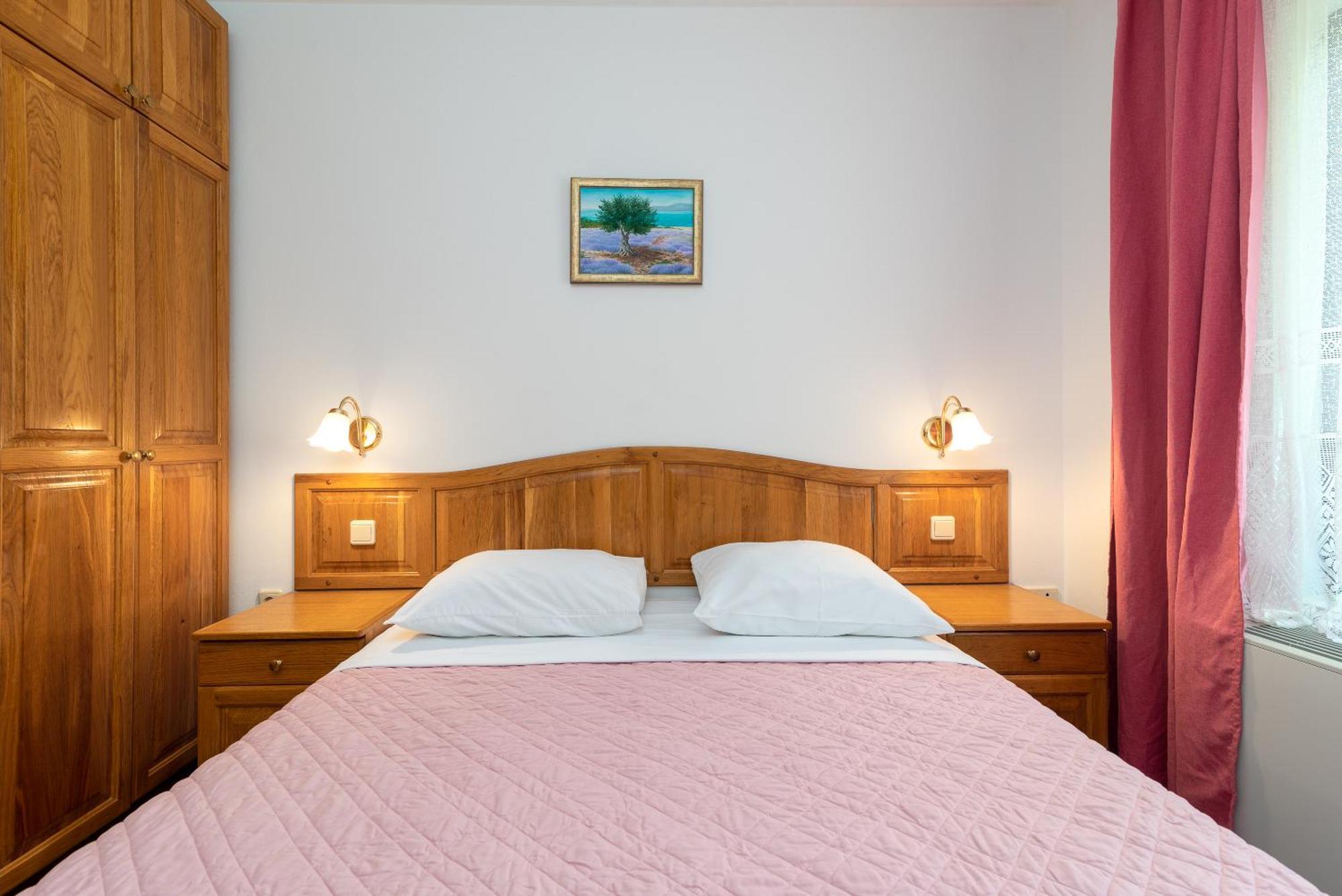 Maca Apartments & Suites Trogir Exterior foto