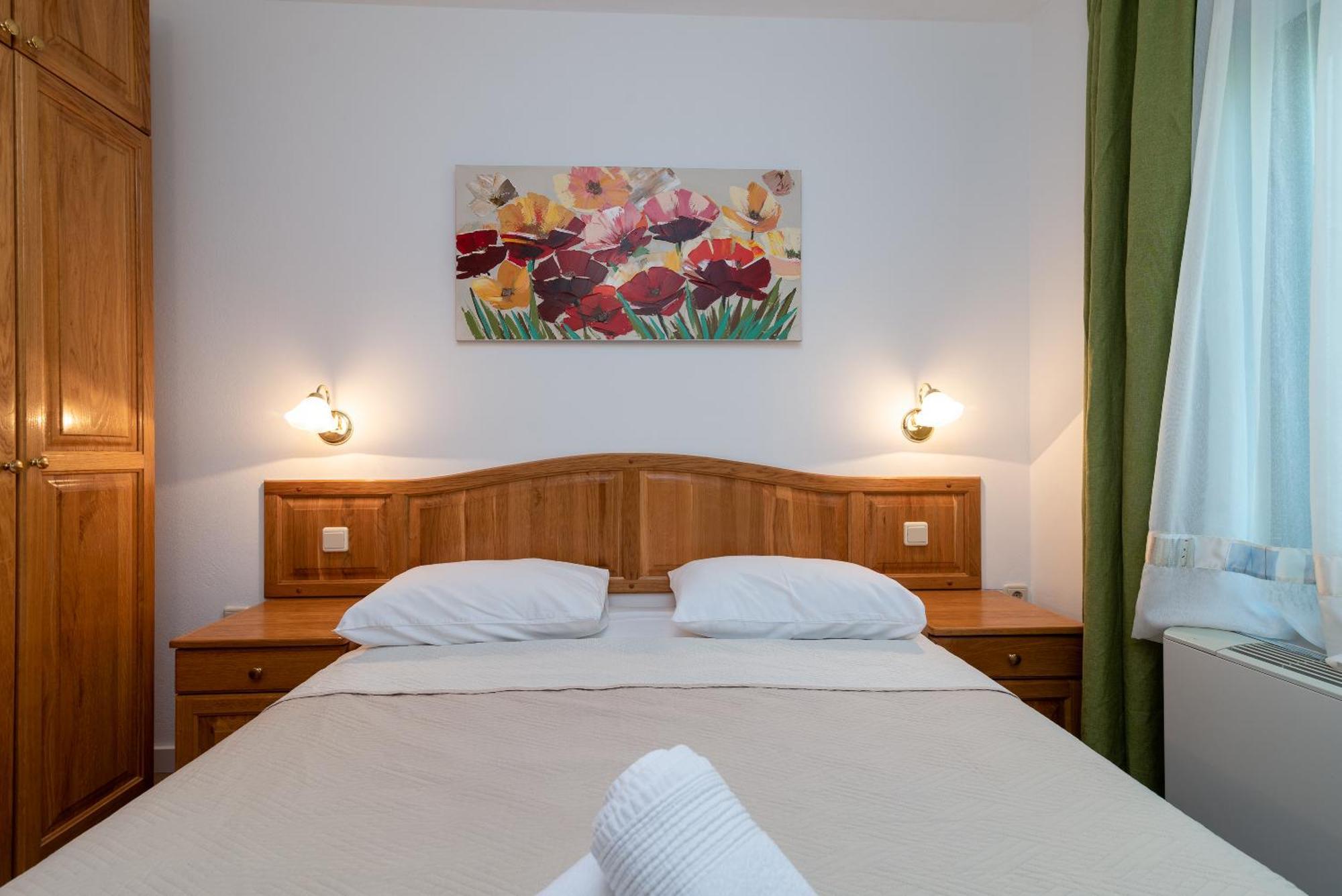 Maca Apartments & Suites Trogir Exterior foto
