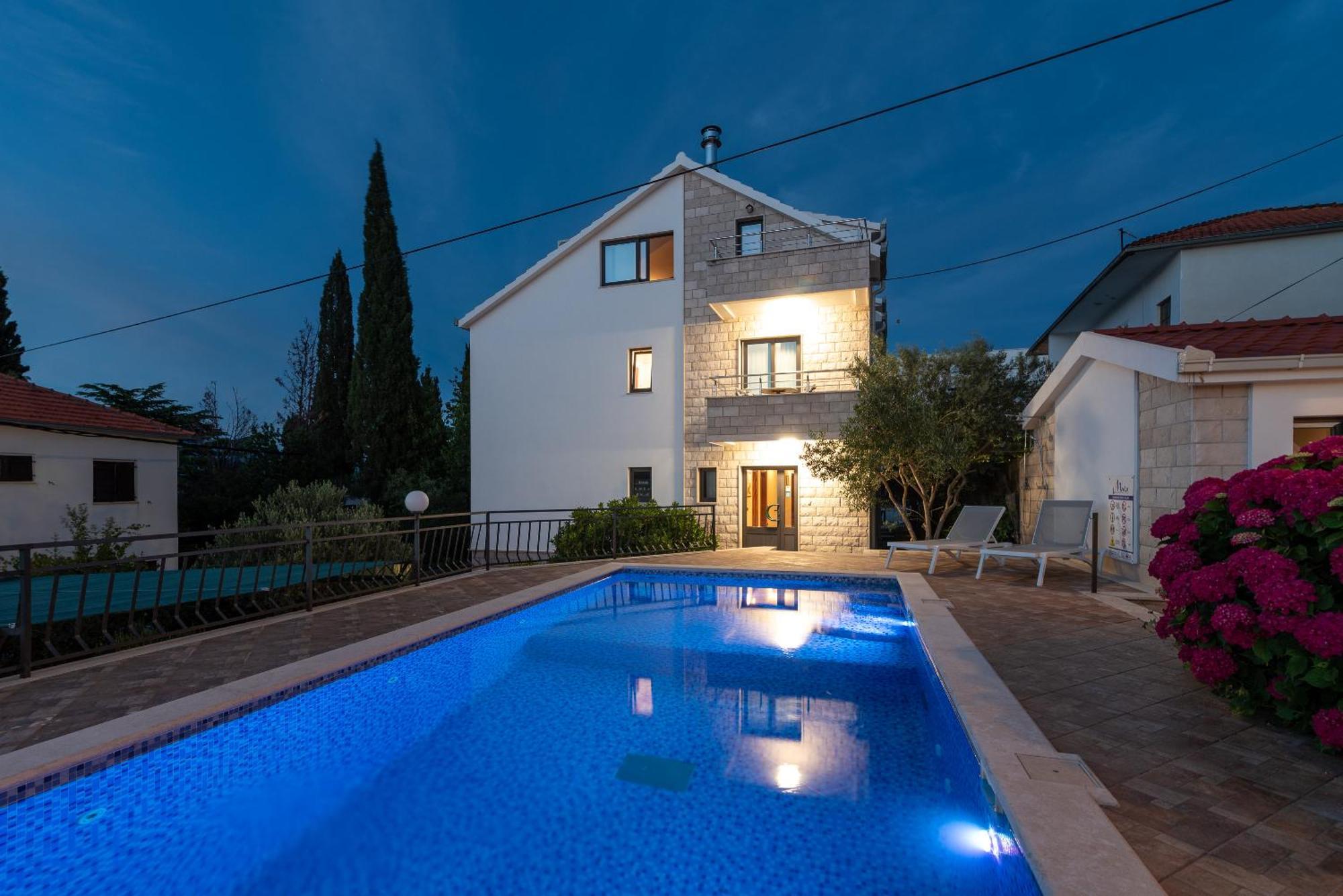 Maca Apartments & Suites Trogir Exterior foto